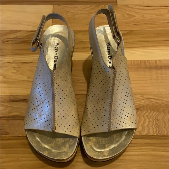 Wedge Sandals! - Picture 2 of 5